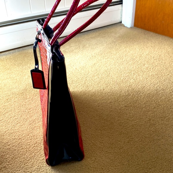 New Faux Leather Boutique Adjustable Tote Bag with Accessory Animal Print Classy - Picture 7 of 9